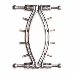 Master Series Spread 'Em Poker Adjustable Vulva Clamp With Pressure Screws